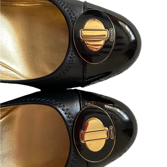 Coach Black Patent Leather Pumps Size 9b - Picture 2 of 5